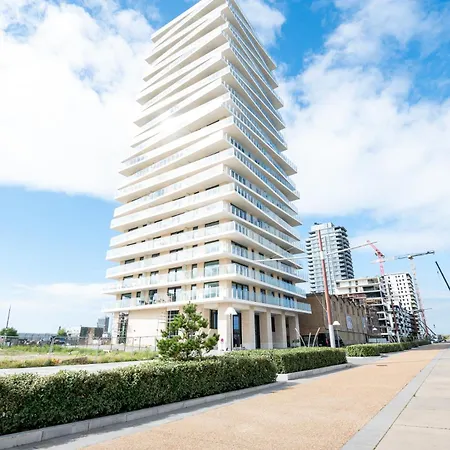 New With Stunning Views, Pool And Fitness Apartment Ostend