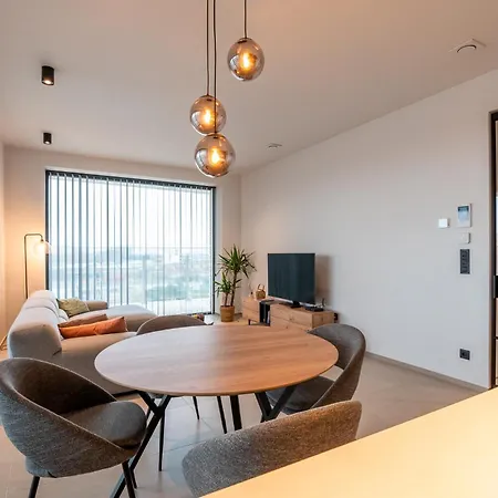 Apartment New With Stunning Views, Pool And Fitness *