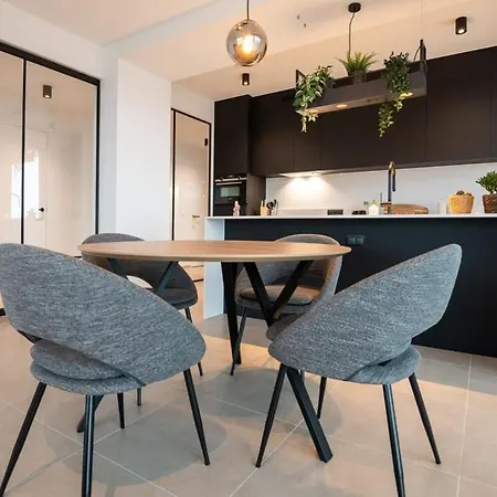 New With Stunning Views, Pool And Fitness Oostende