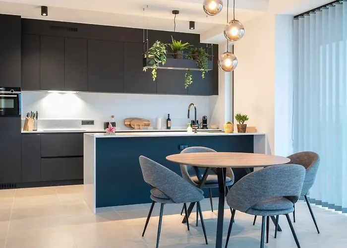 Apartment New With Stunning Views, Pool And Fitness