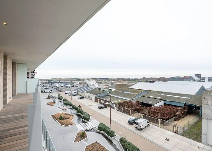 New With Stunning Views, Pool And Fitness Apartment Ostende