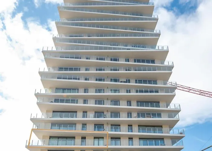 New With Stunning Views, Pool And Fitness * Ostend