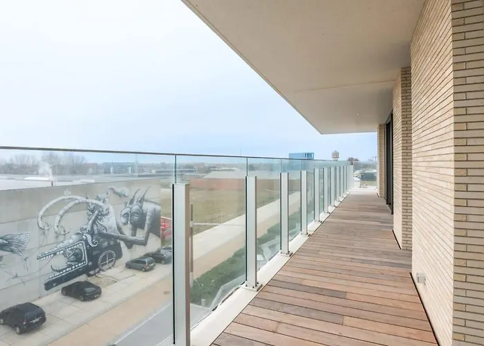 New With Stunning Views, Pool And Fitness * Ostend